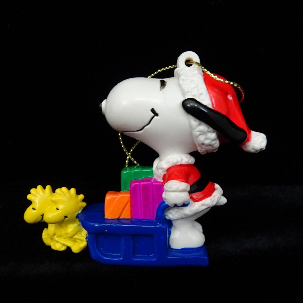 Snoopy Woodstock Christmas Ornament PVC UFC Peanuts United Feature Schulz Sleigh